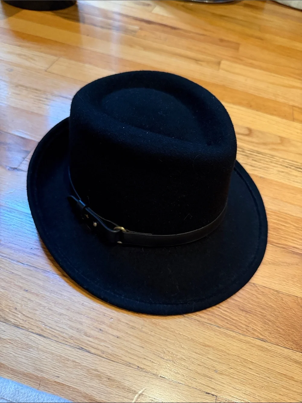 Eric Javits Black Wool Fedora with Croc-Embossed Patent Band - Picture 6 of 9